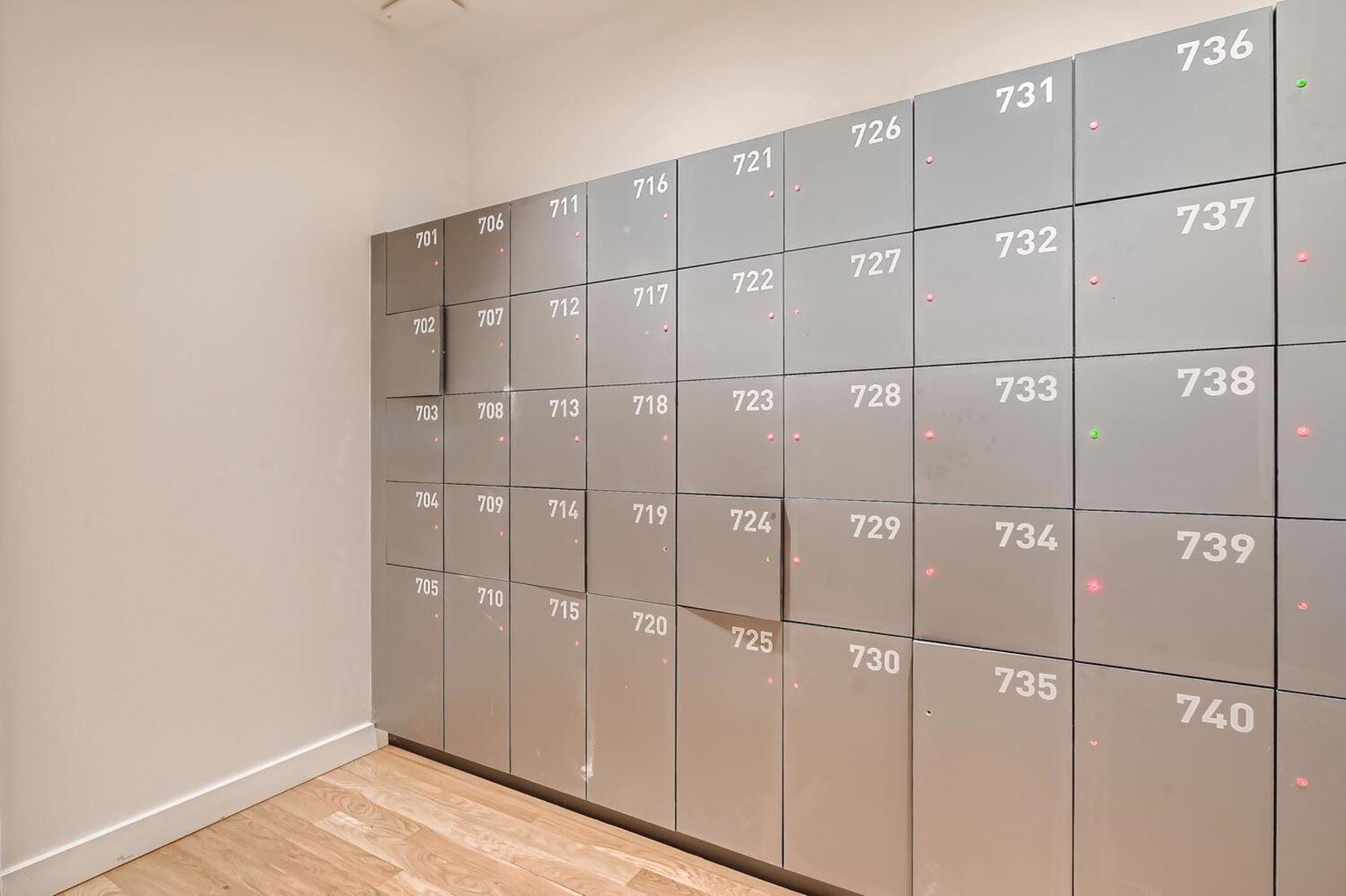 1681 Chestnut Street Denver CO-large-031-016-7th Floor Lockers-1500x1000-72dpi