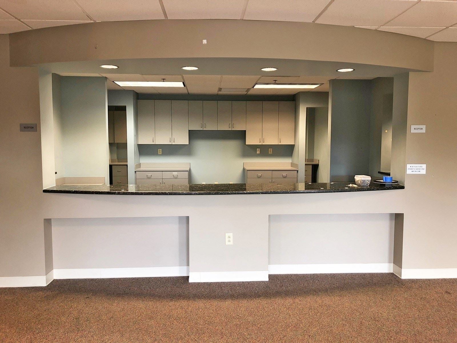 9CranbrookDr_pic_inside 2