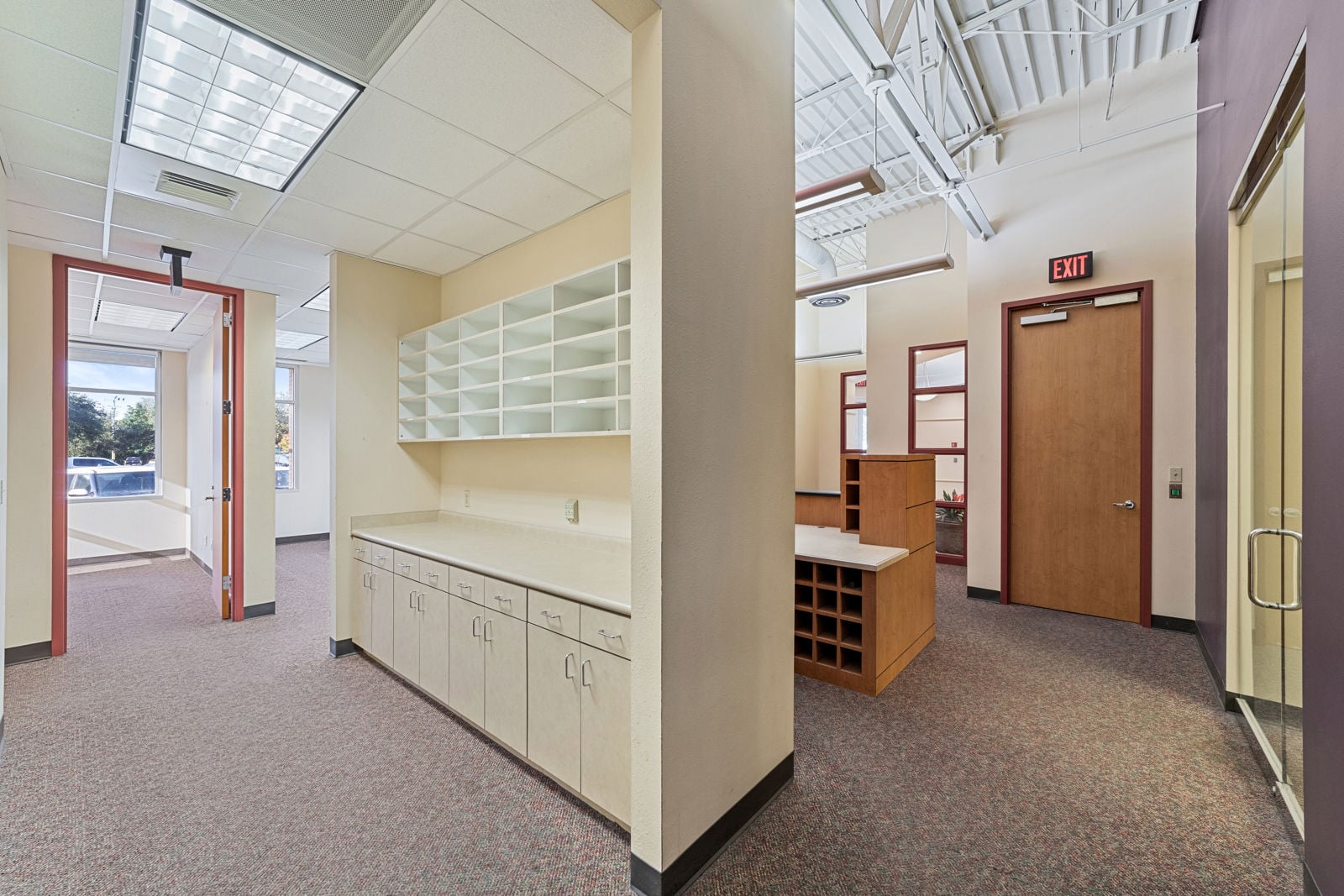 Wade Office Building 12950 Country Parkway - Image 13