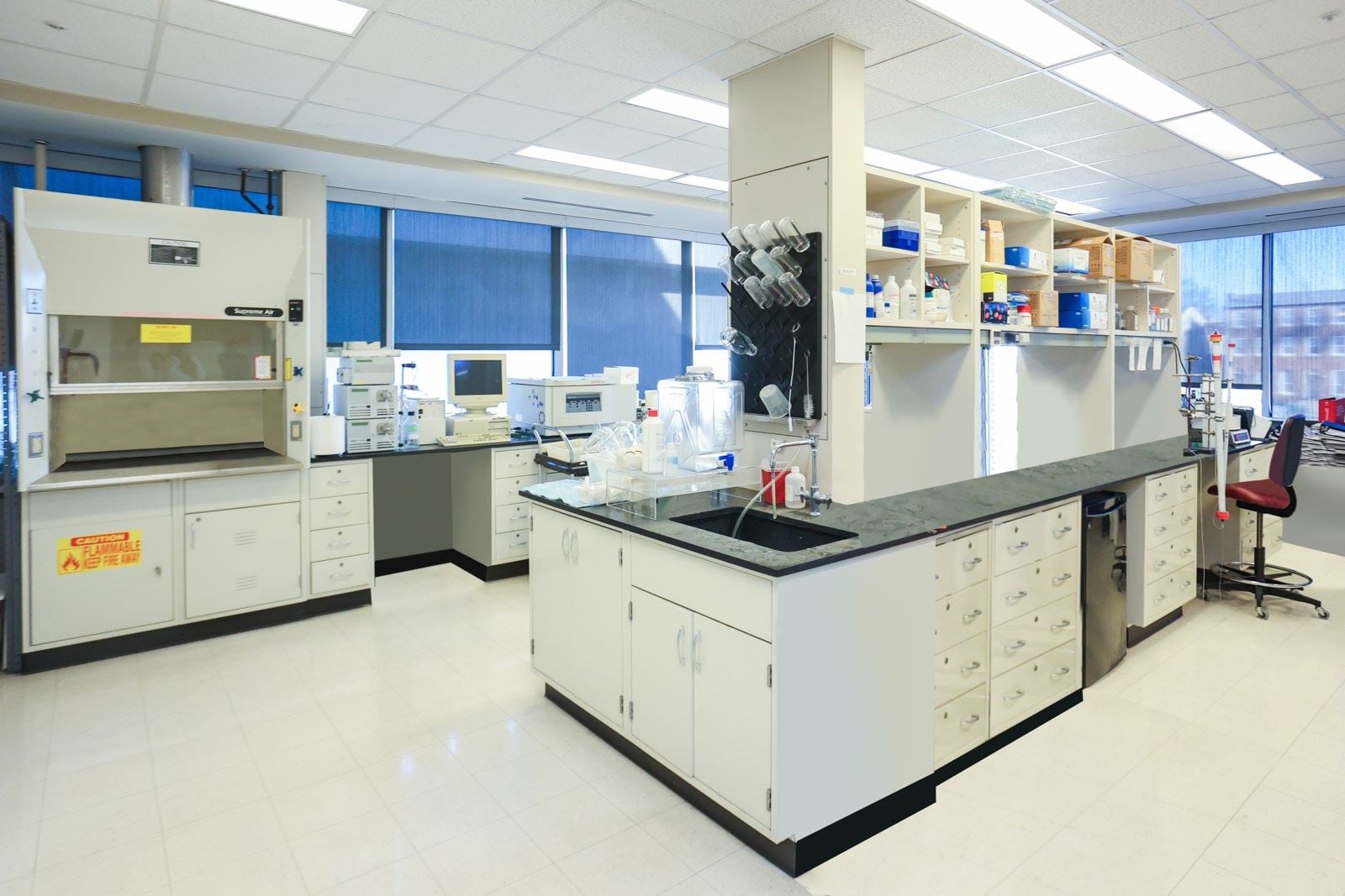 800&801WBaltimore-Lab-8