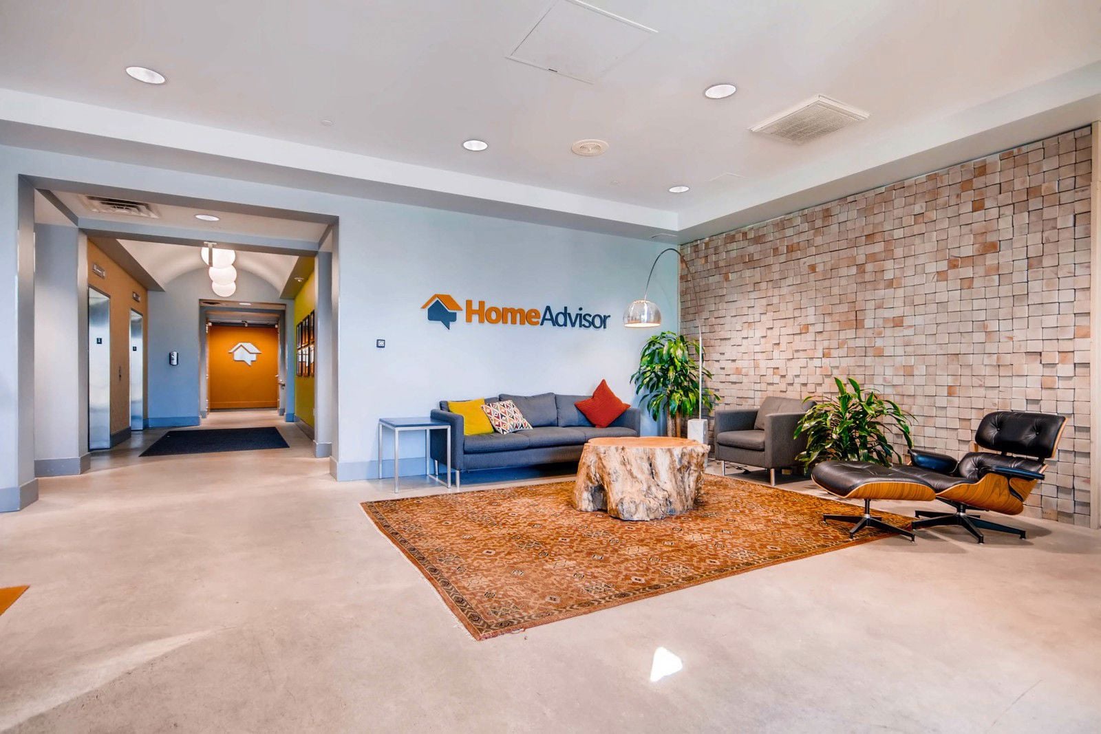 1402314033 Denver West Parkway-print-006-5-Lobby-2700x1800-300dpi