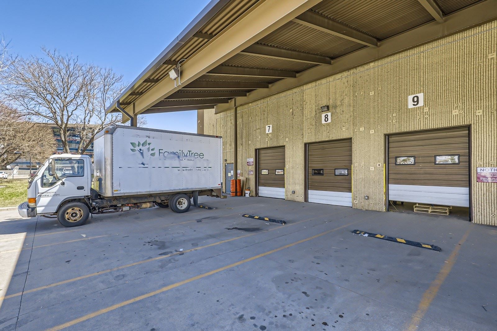 10700 E. 45th Ave - Print Quality - 014 - 21 Loading Dock