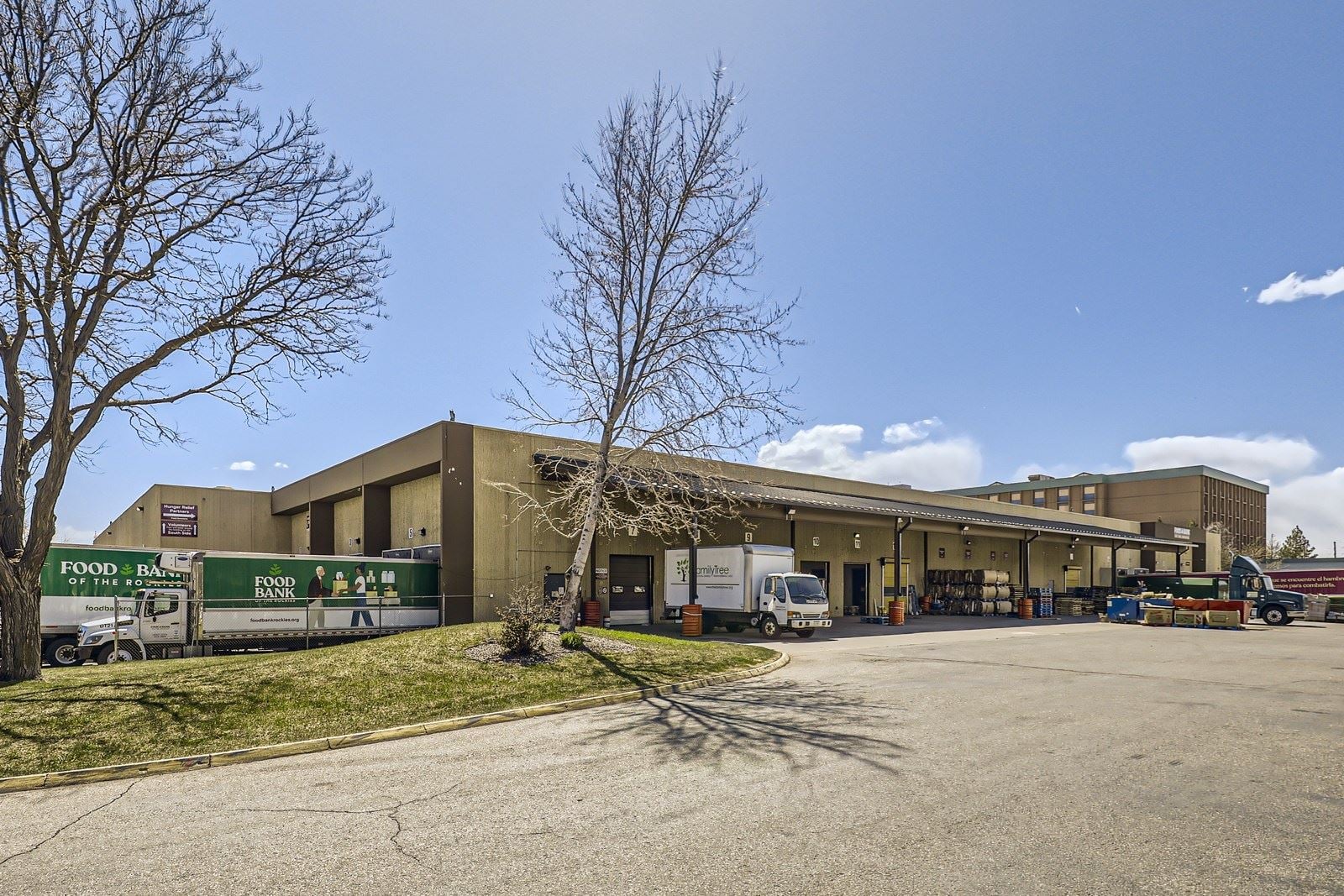 10700 E. 45th Ave - Print Quality - 006 - 08 Exterior