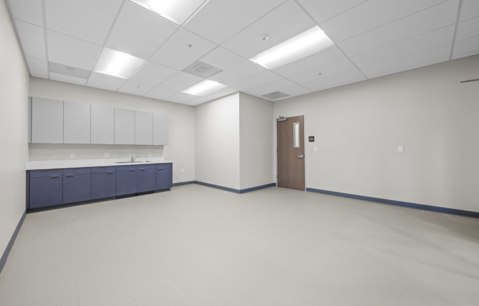 5920 Hellyer Ave 5920 Hellyer Avenue - Image 6