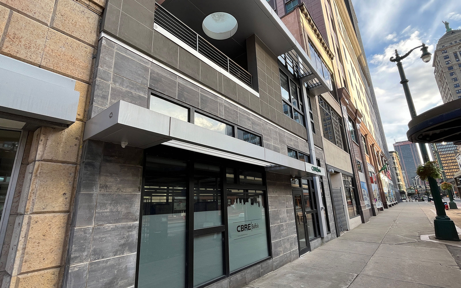 477 Main_2477_1600px