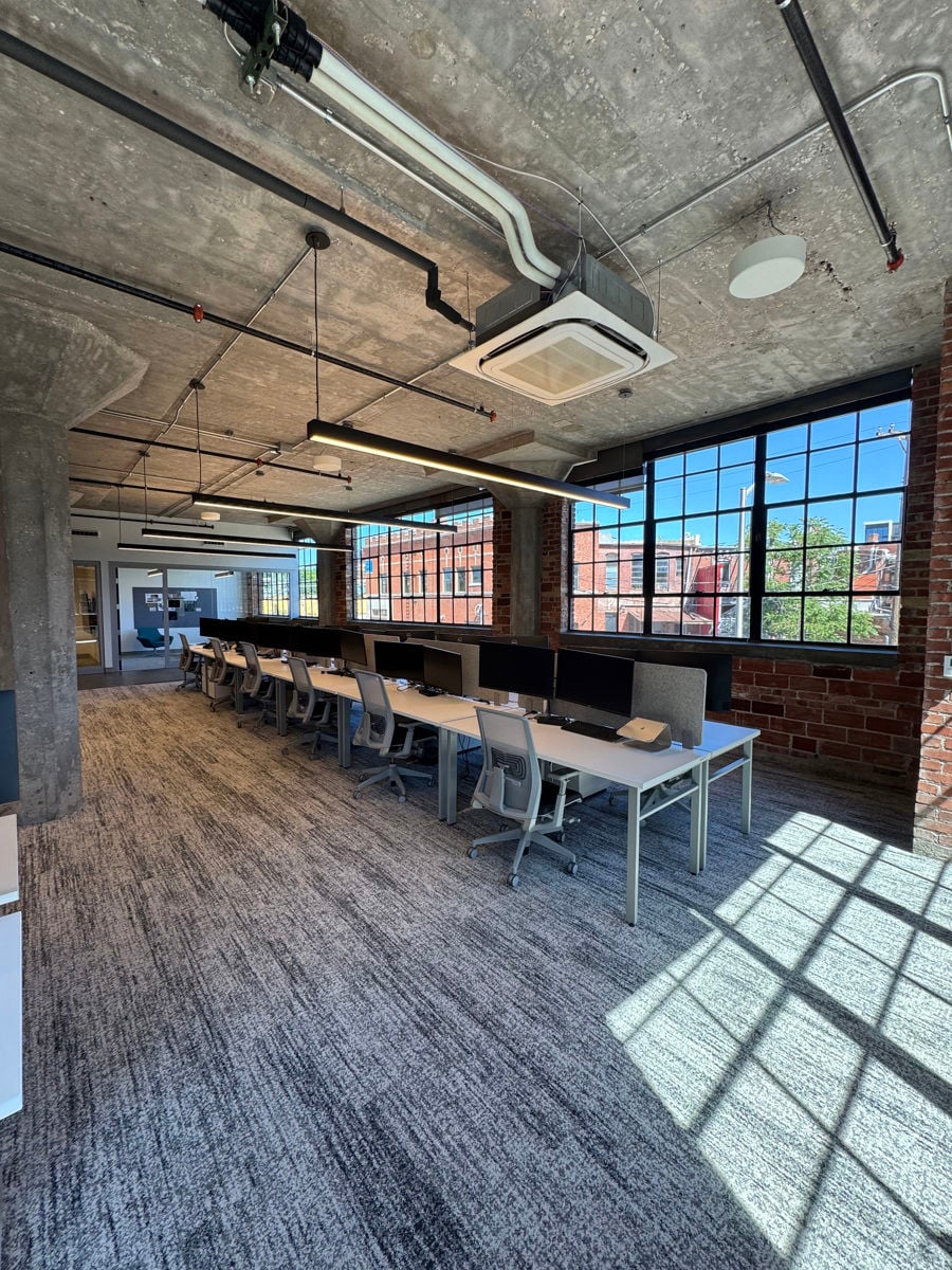 Suite 22 Seating