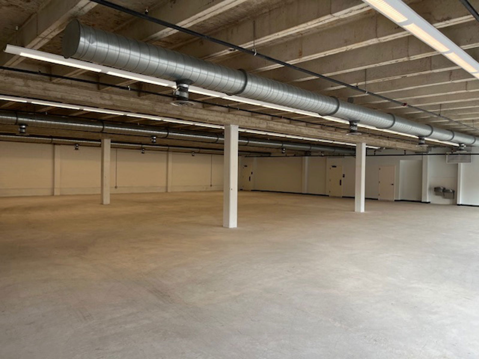 Brooklyn Square 1126 North Saint Mary's Street - Image 5