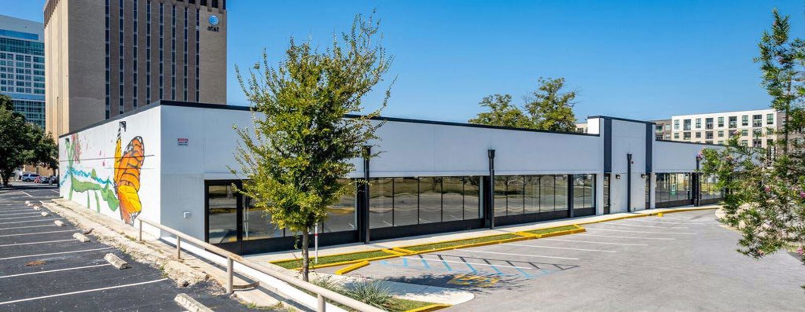 Brooklyn Square 1126 North Saint Mary's Street - Image 2