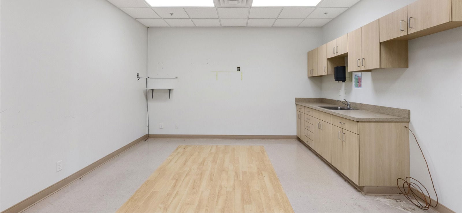 Deerfield Place Retail Space for Lease 5208 South 136th Street - Image 13