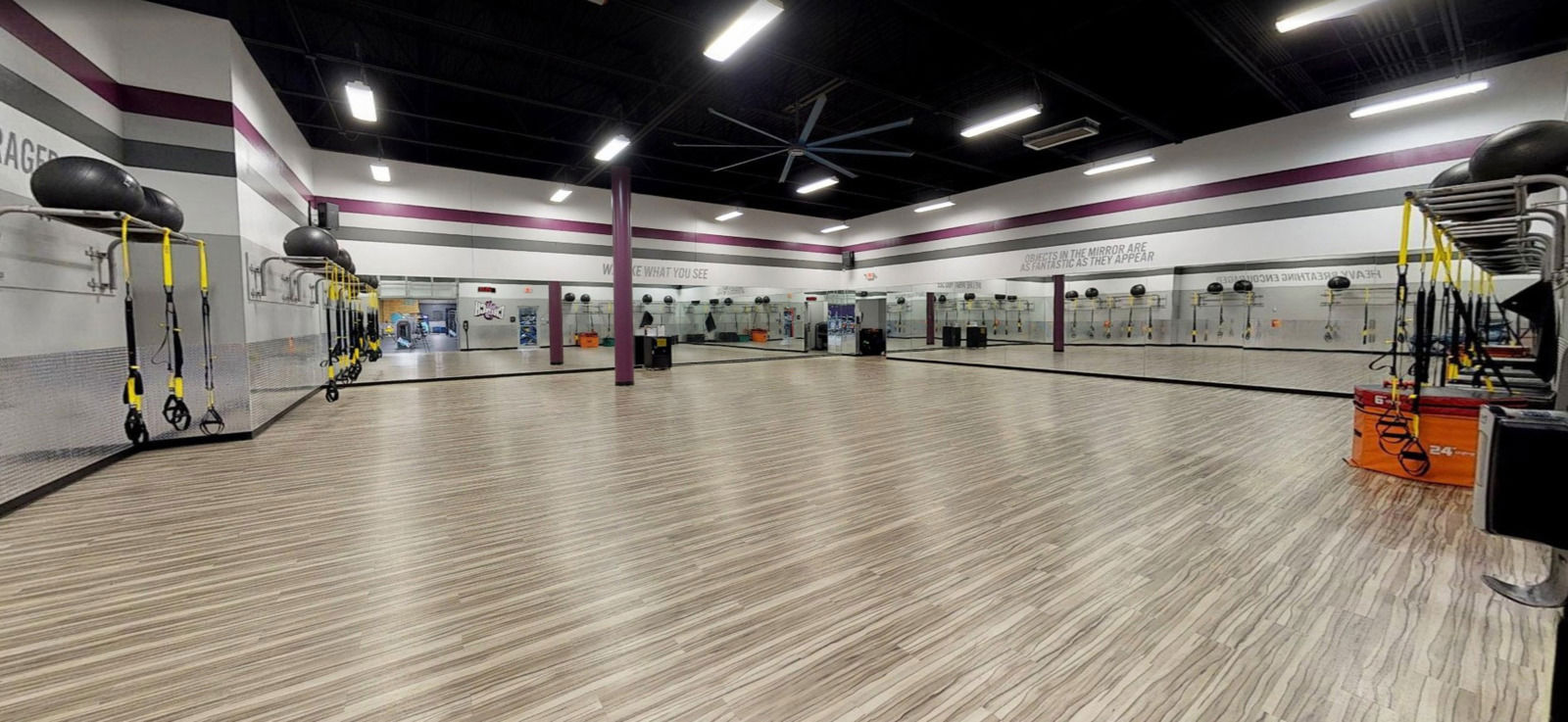 Deerfield Place Retail Space for Lease 5208 South 136th Street - Image 37