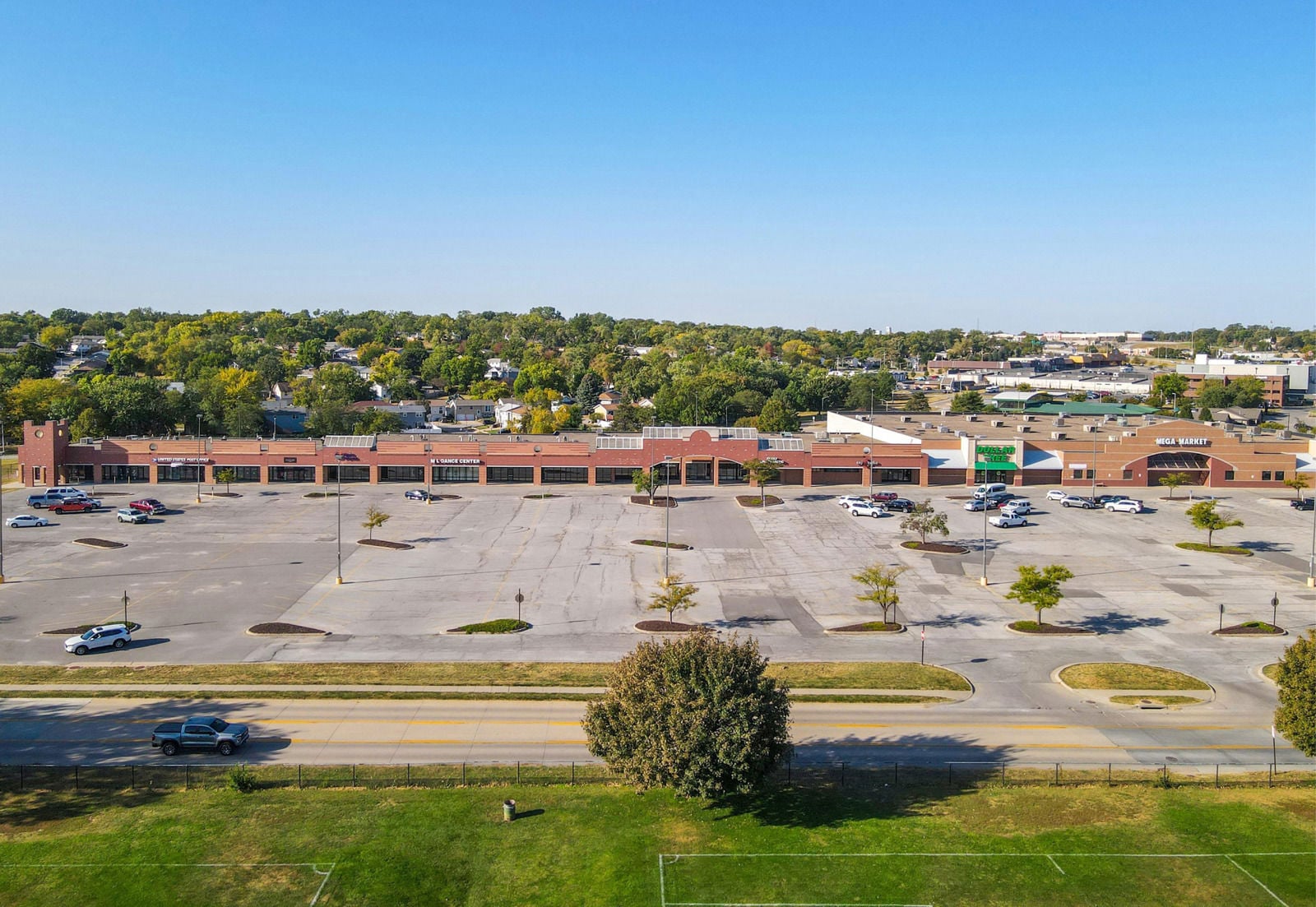 Deerfield Place Retail Space for Lease 5208 South 136th Street - Image 1