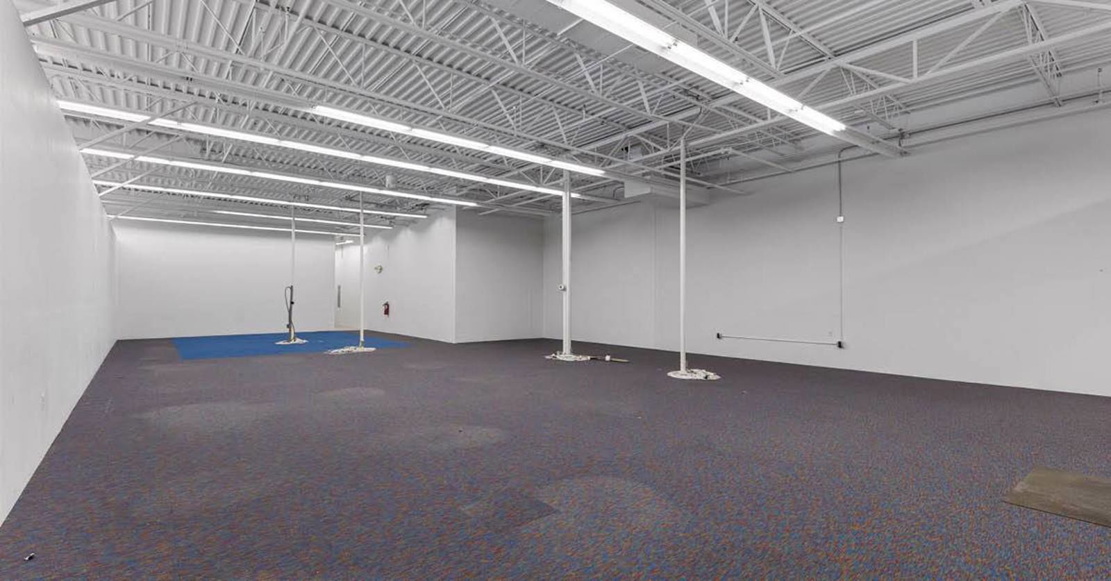 Deerfield Place Retail Space for Lease 5208 South 136th Street - Image 13