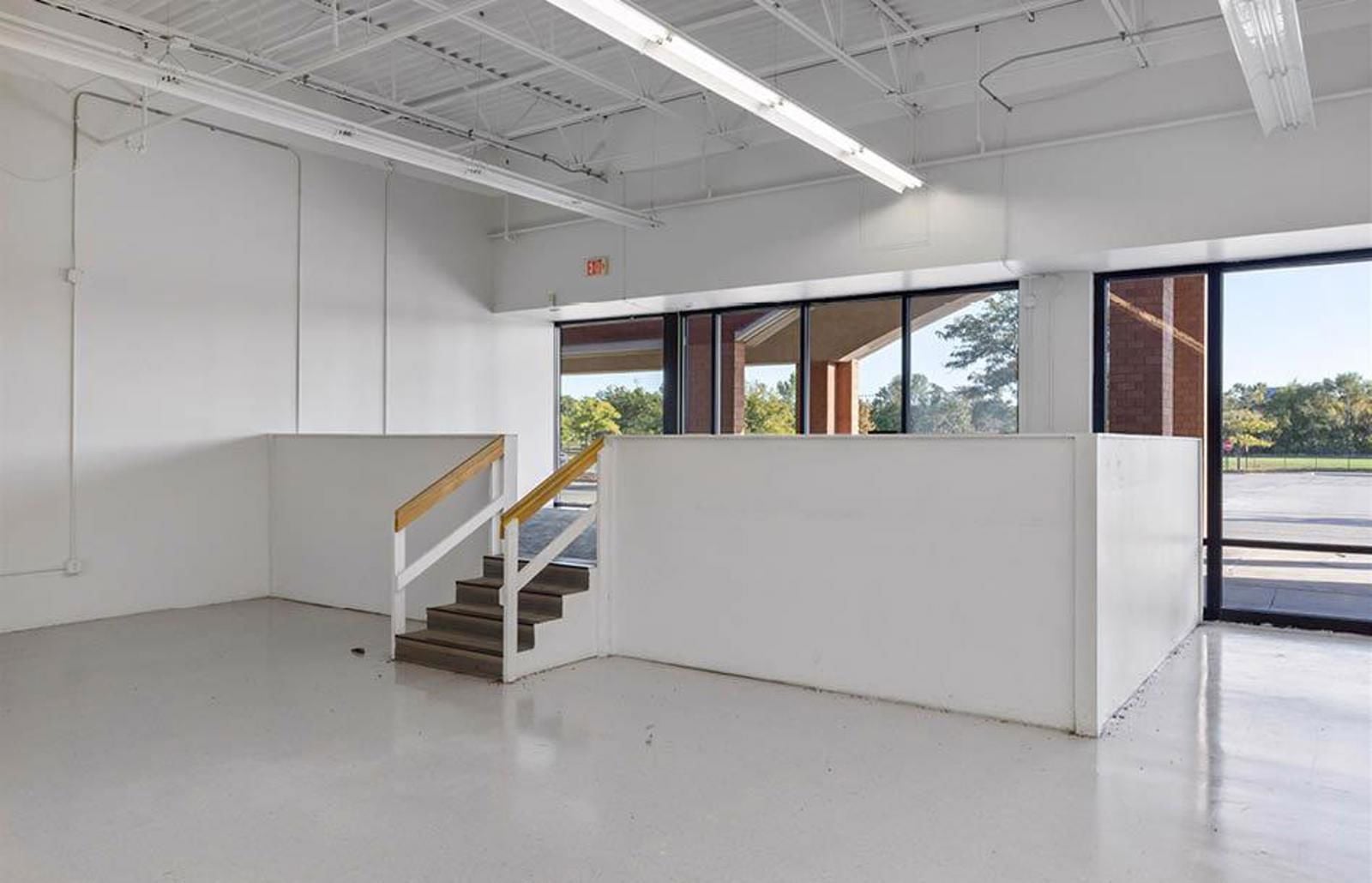 Deerfield Place Retail Space for Lease 5208 South 136th Street - Image 11