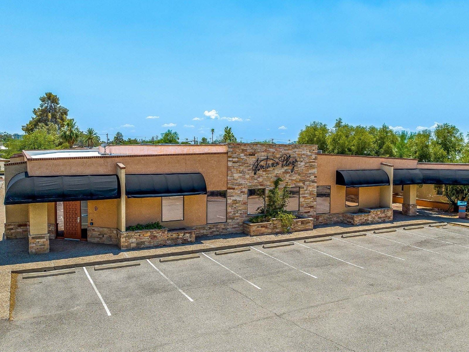 1650 E Fort Lowell Rd - Cover