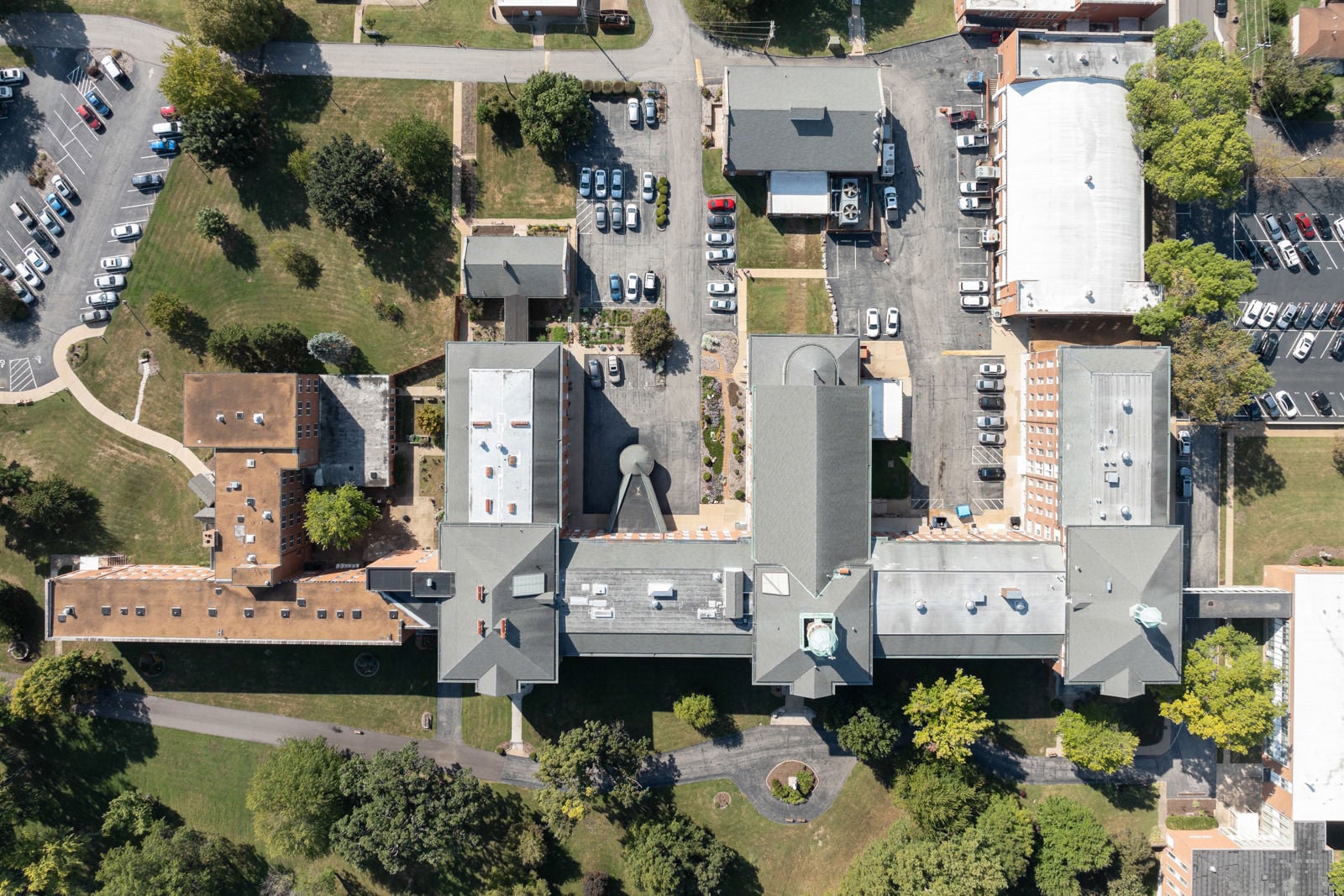 320ERipaAve-Aerials-34