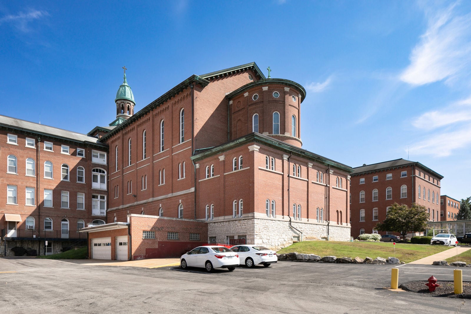 320ERipaAve-Exterior-05