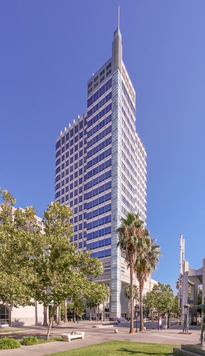 Exterior Building_Photo 1