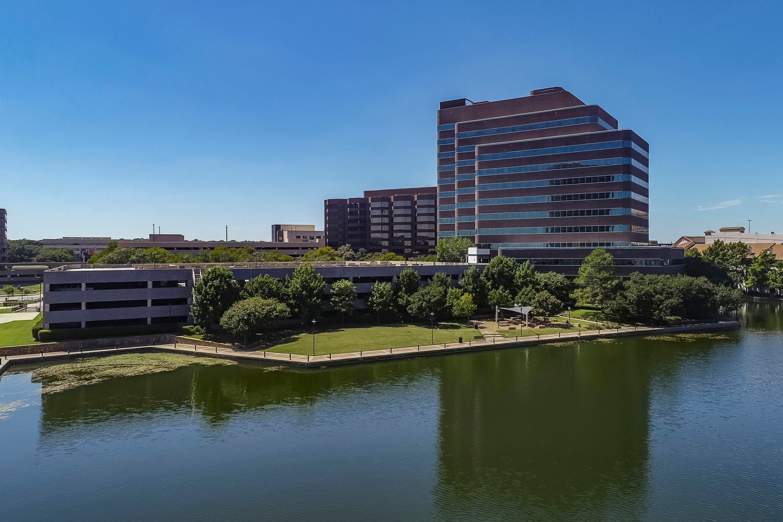 433 E Las Colinas Blvd-24.JPG