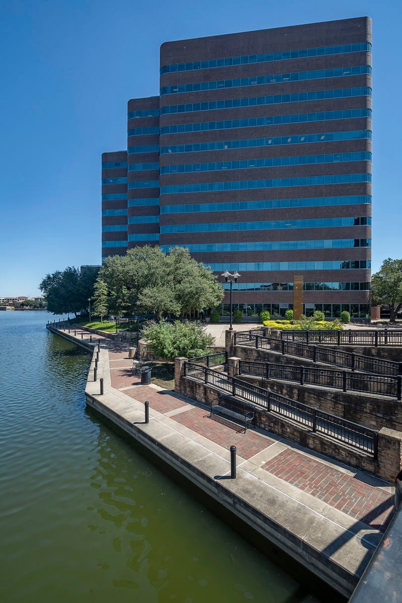 433 E Las Colinas Blvd-19.JPG