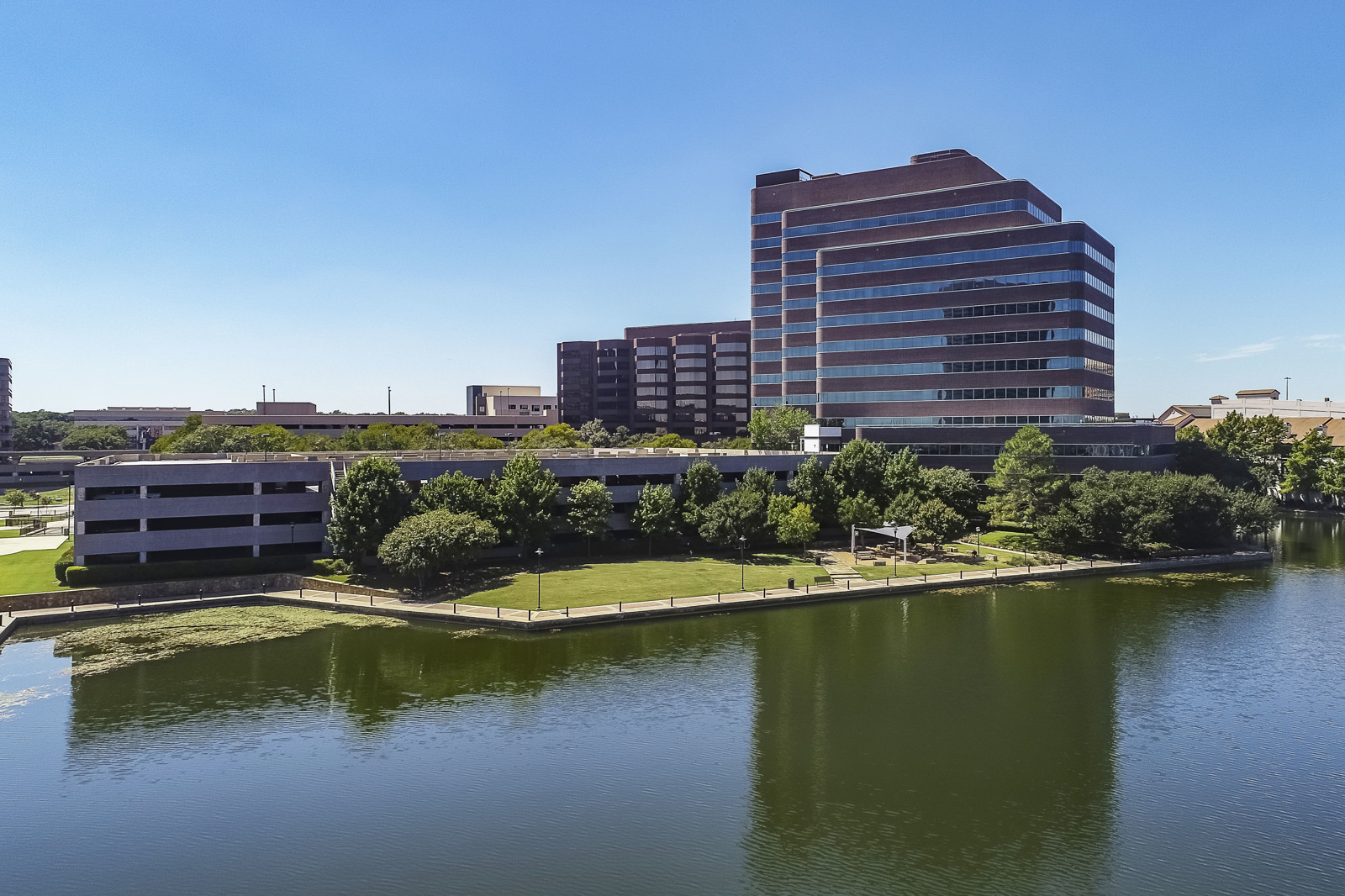 433 E Las Colinas Blvd-24_edit