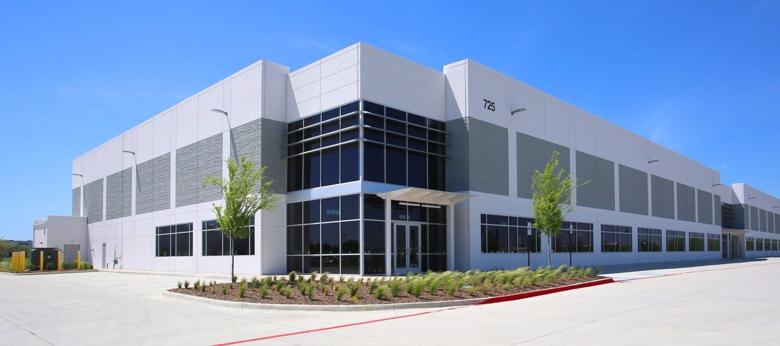 725 Royal Lane Picture