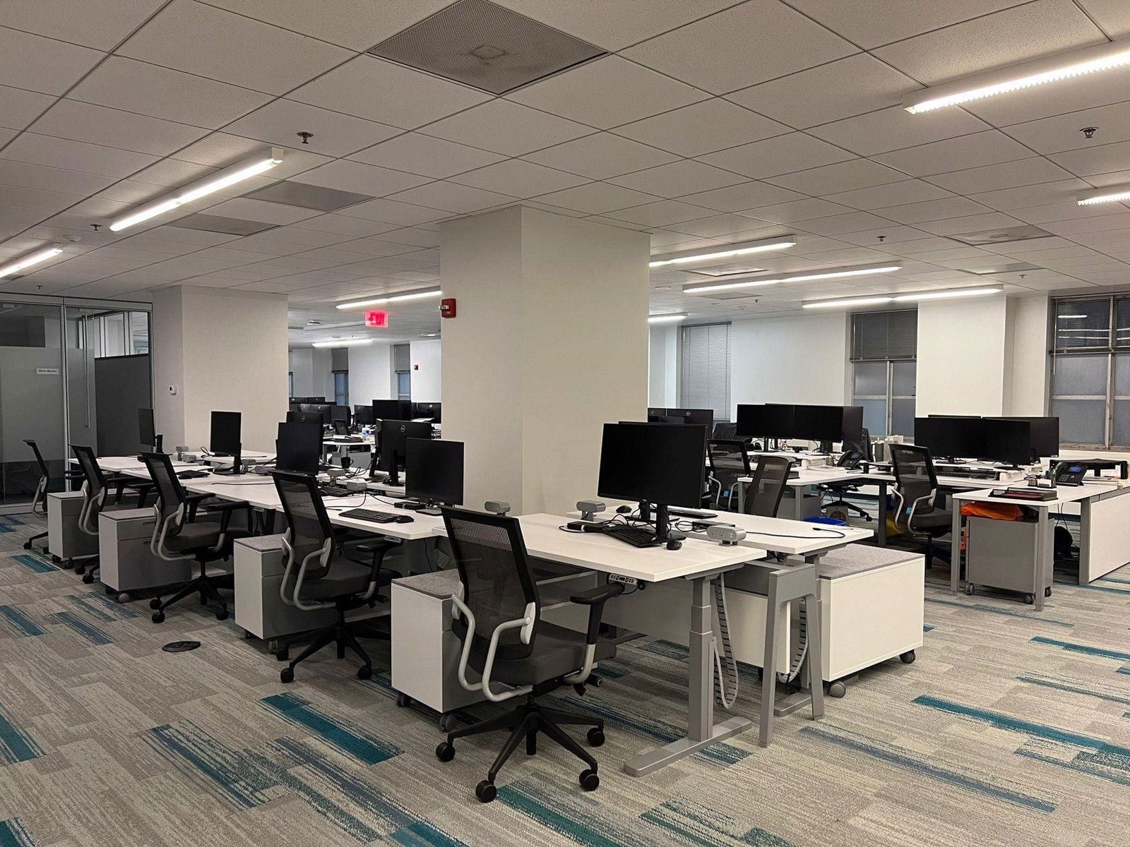 open space desks (7)