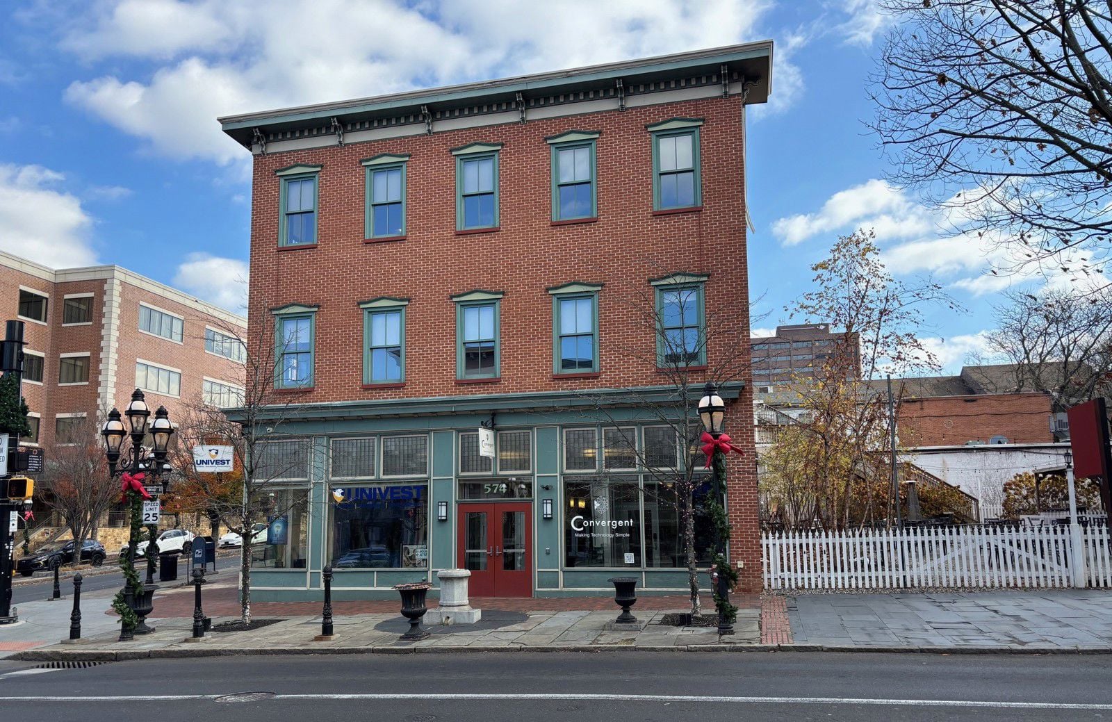 574 Main Street_Exterior 2