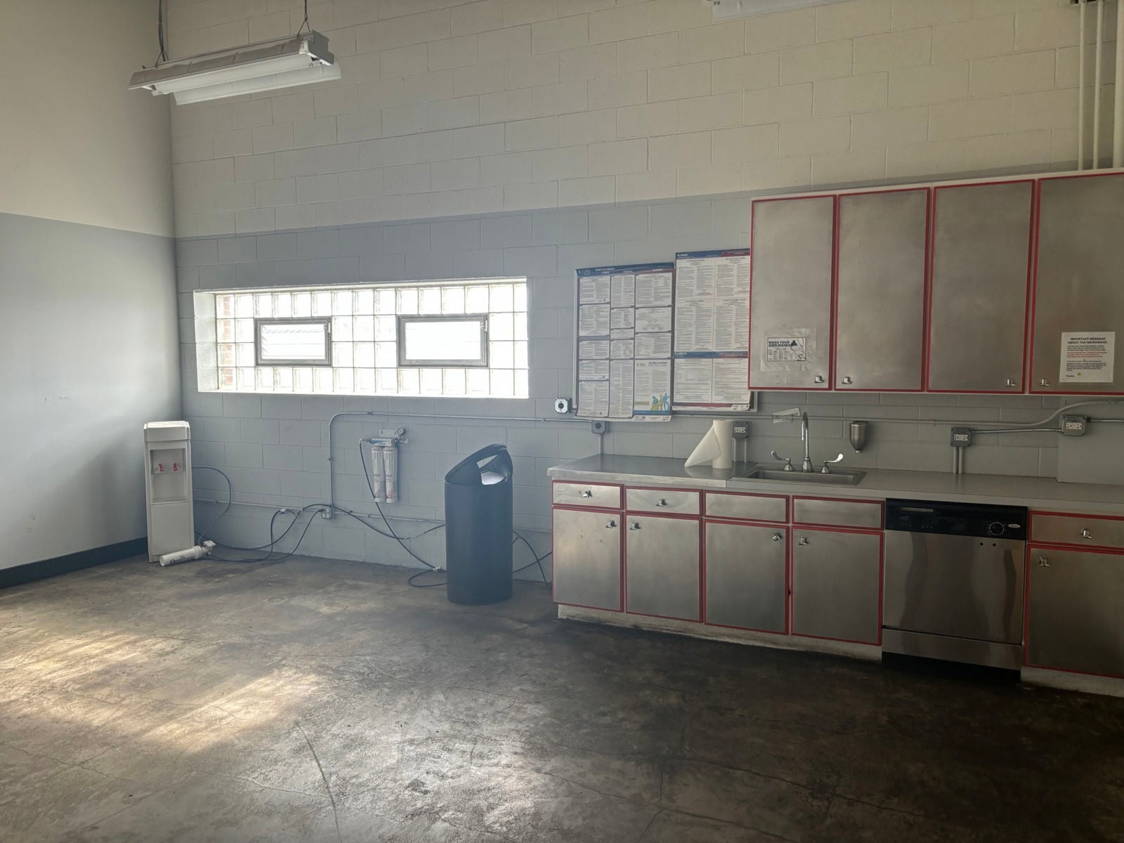 1850 West Fulton Street - Image 3