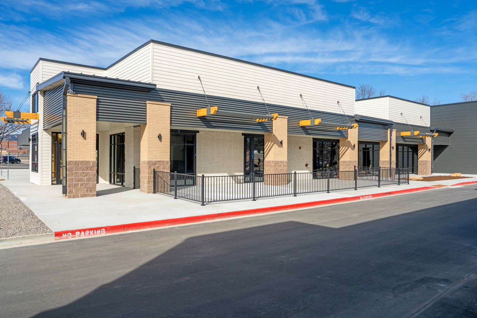 CSU Shops on College Ave 34