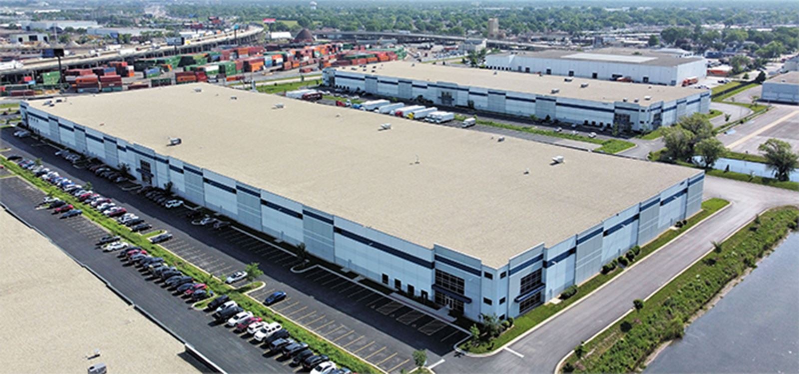 Franklin Park_10601 Franklin Ave_x700