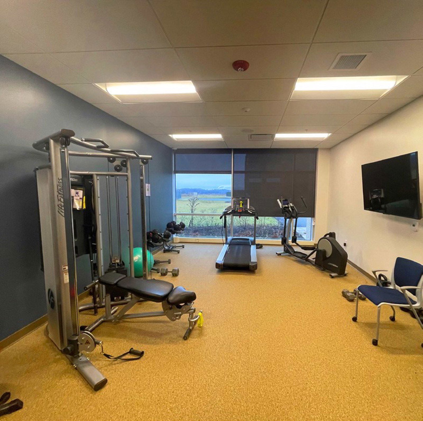 423 Fortress Road Office Photo 4