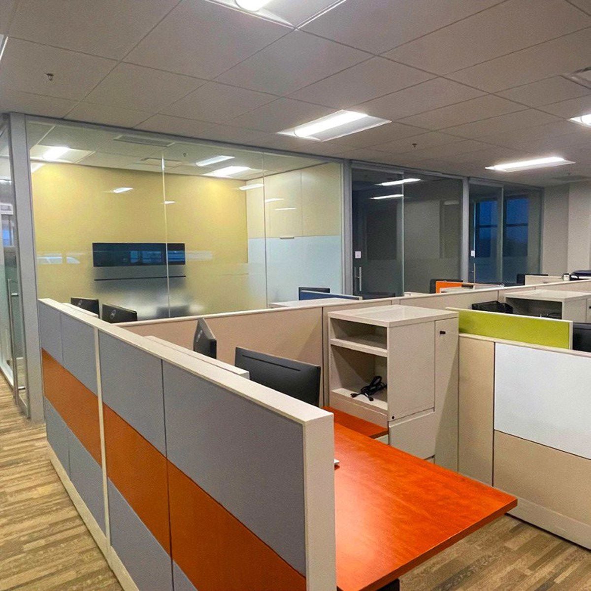 423 Fortress Road Office Photo 5