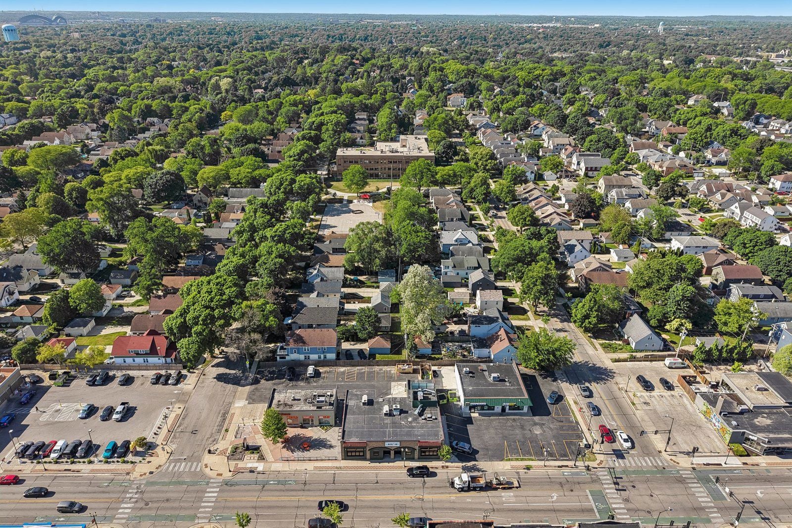 7-web-or-mls-W North Ave-S3005-007