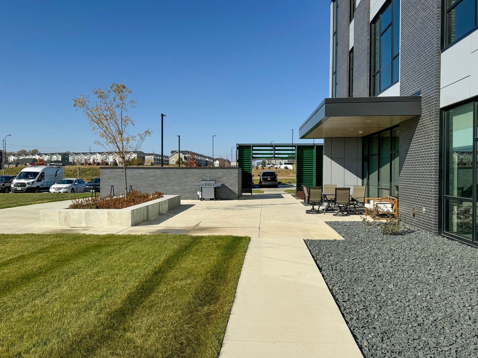 9750 University Ave_patio3