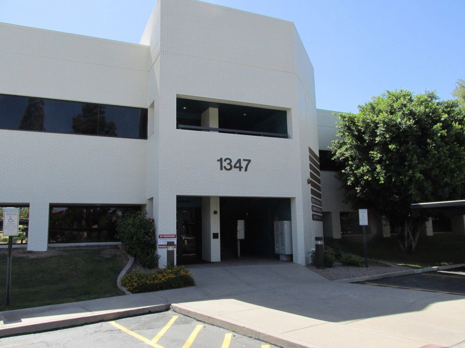 1347 N Alma School Rd.JPG