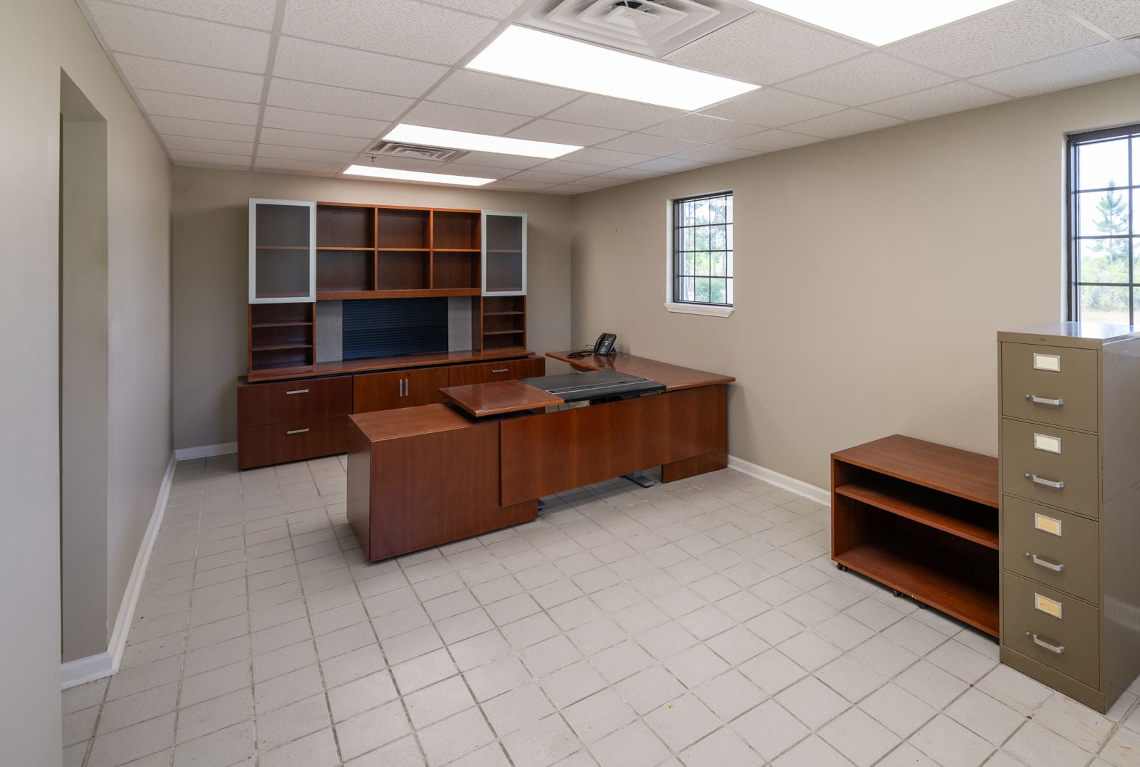 CBRE - 909 W39th Street - Interior-3559