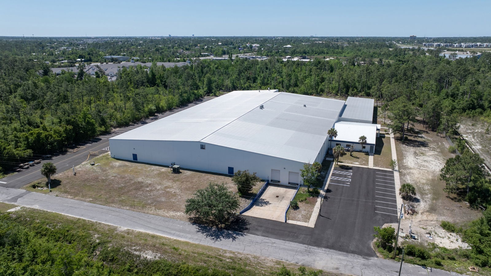 CBRE - 909 W39th--20