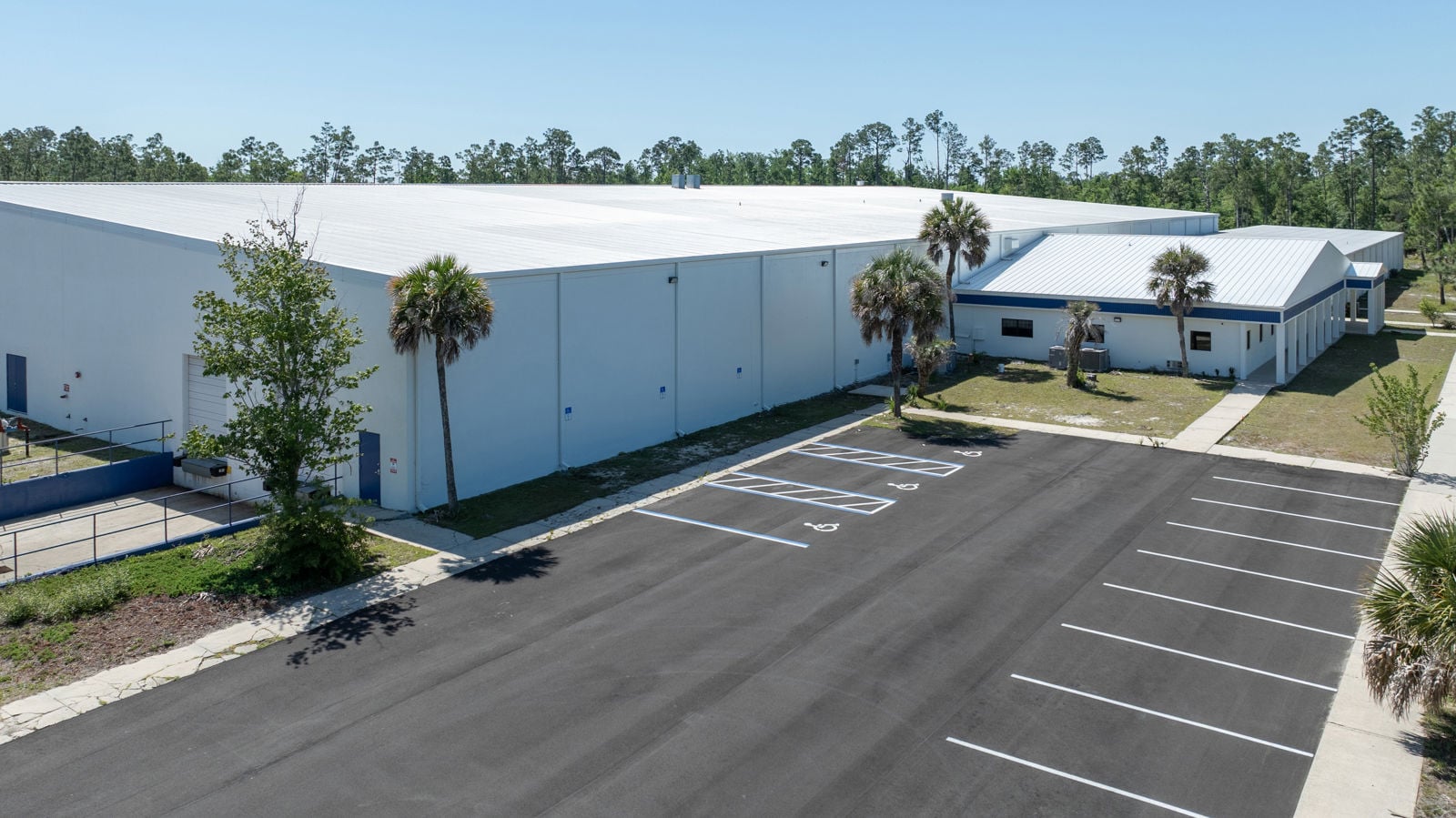 CBRE - 909 W39th--22