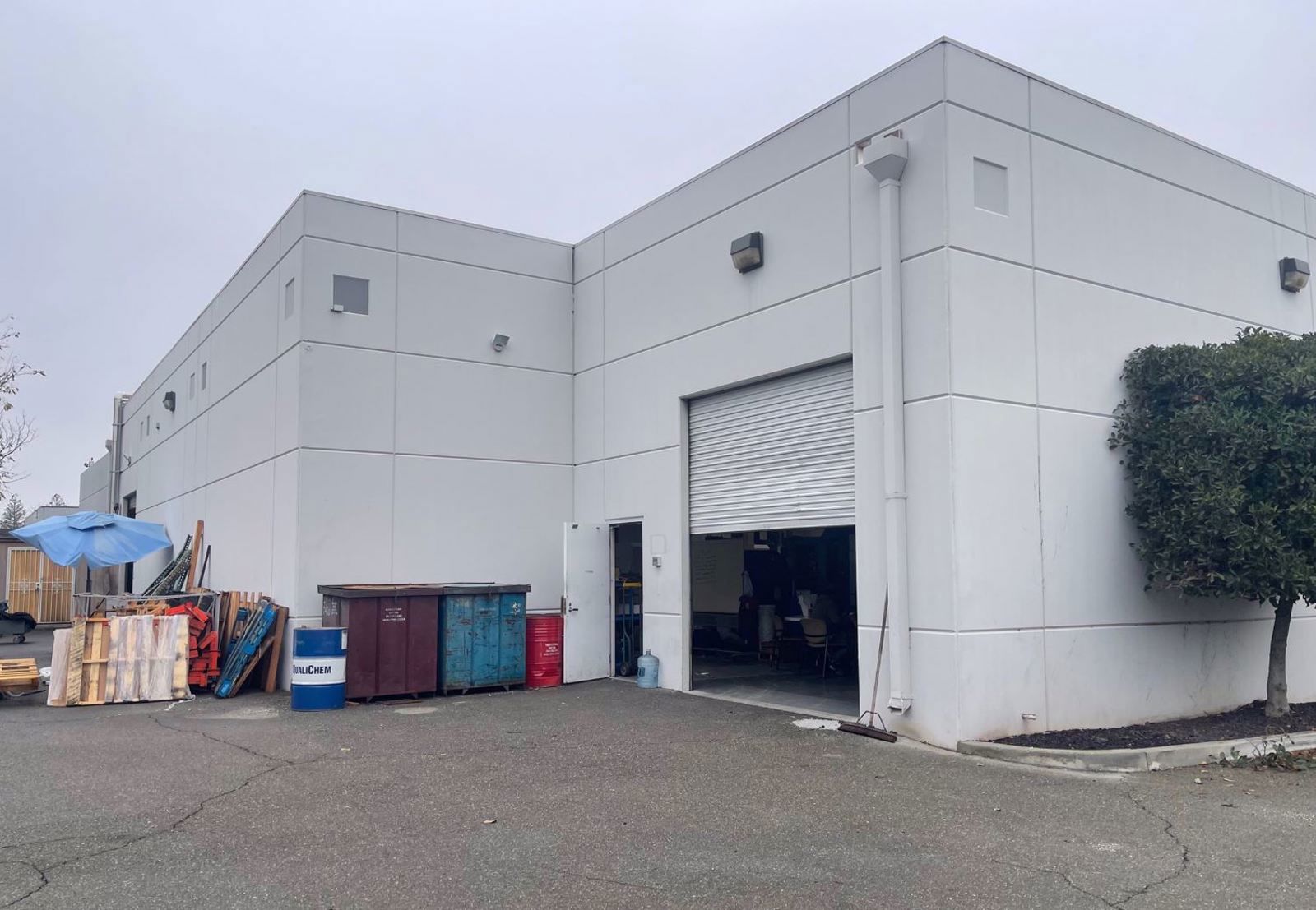 18437 Skipper Ln_ Side Photo.JPG