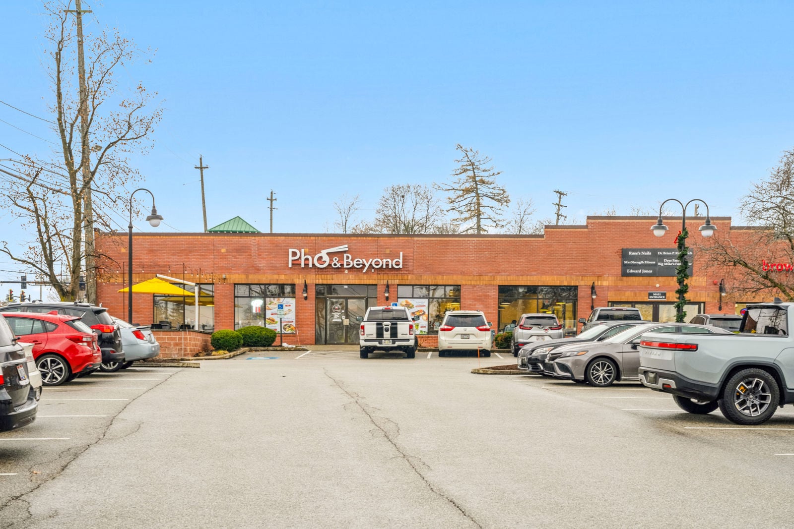 Retail Available at Crossroads Market Plaza! 13500 Pearl Road - Image 3