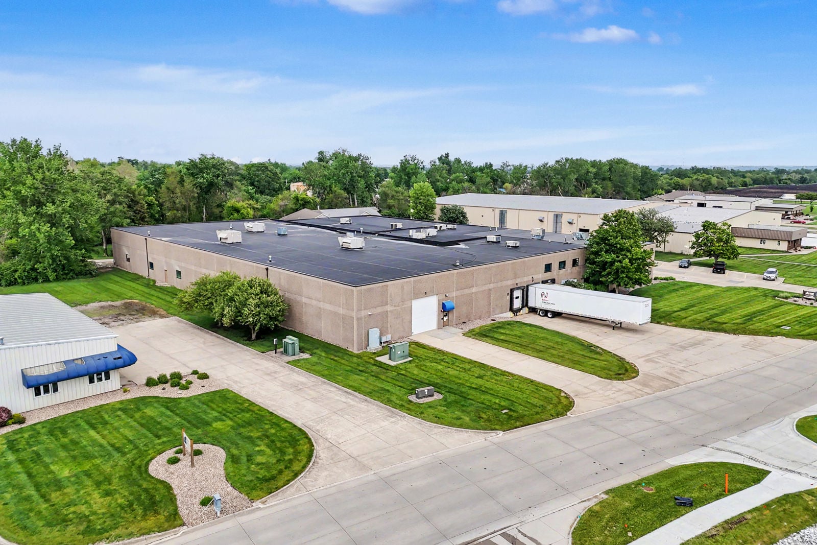 201 Campus Dr
