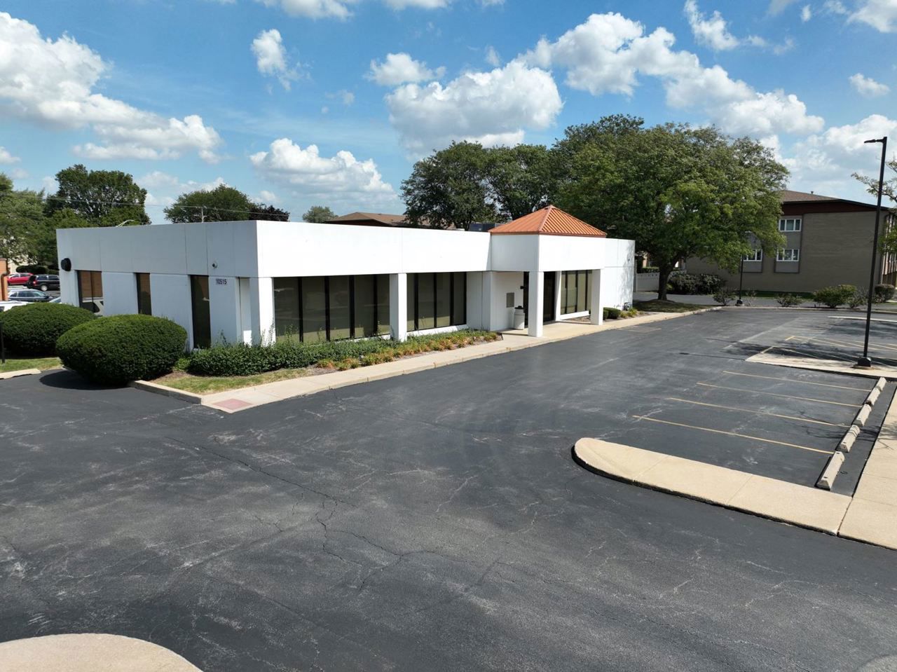 7030 S Cicero Avenull