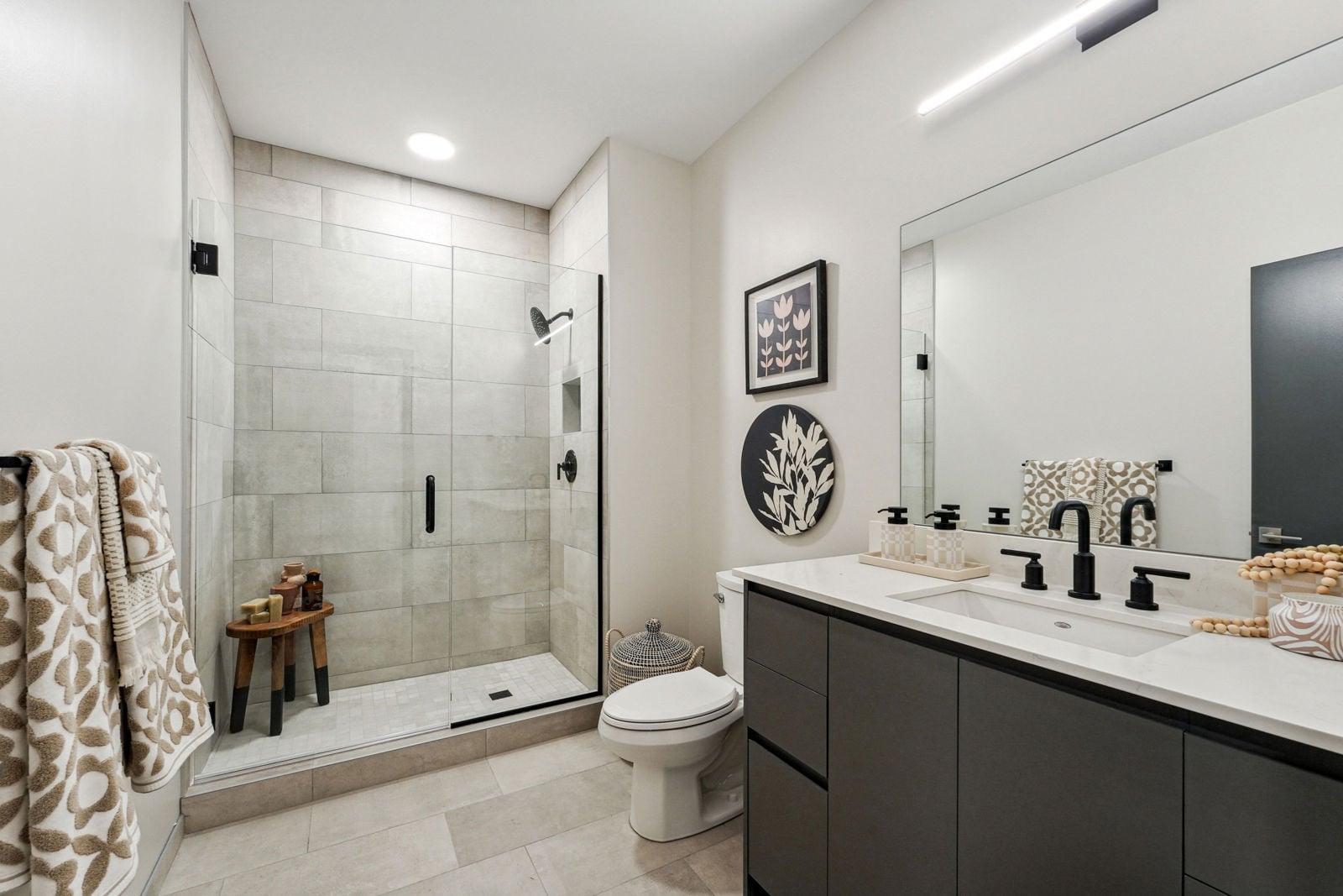 Storefront Retail Available at The Bell in Downtown Cleveland! 45 Erieview Plaza - Image 10