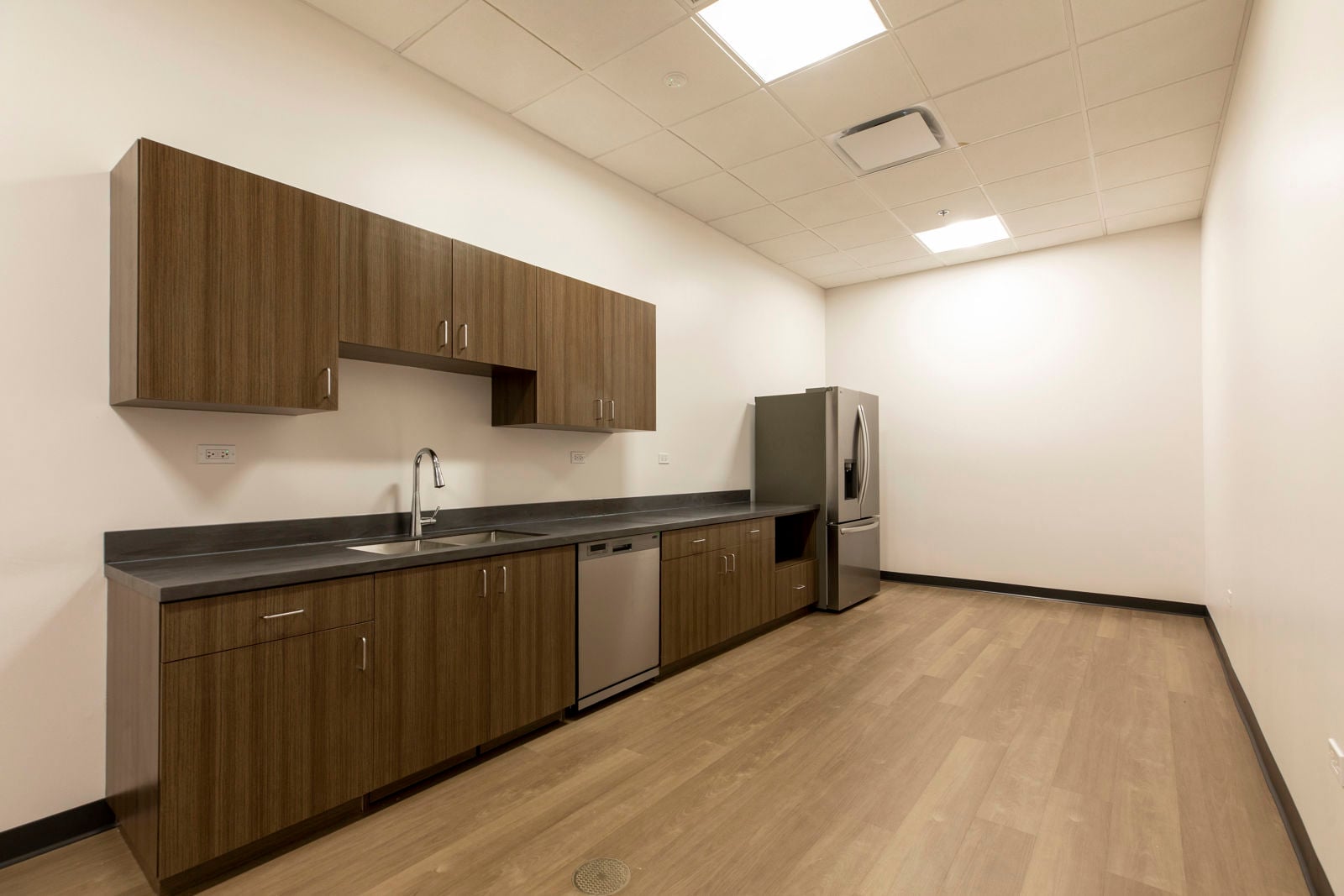 3507 West 51st Street - Image 9
