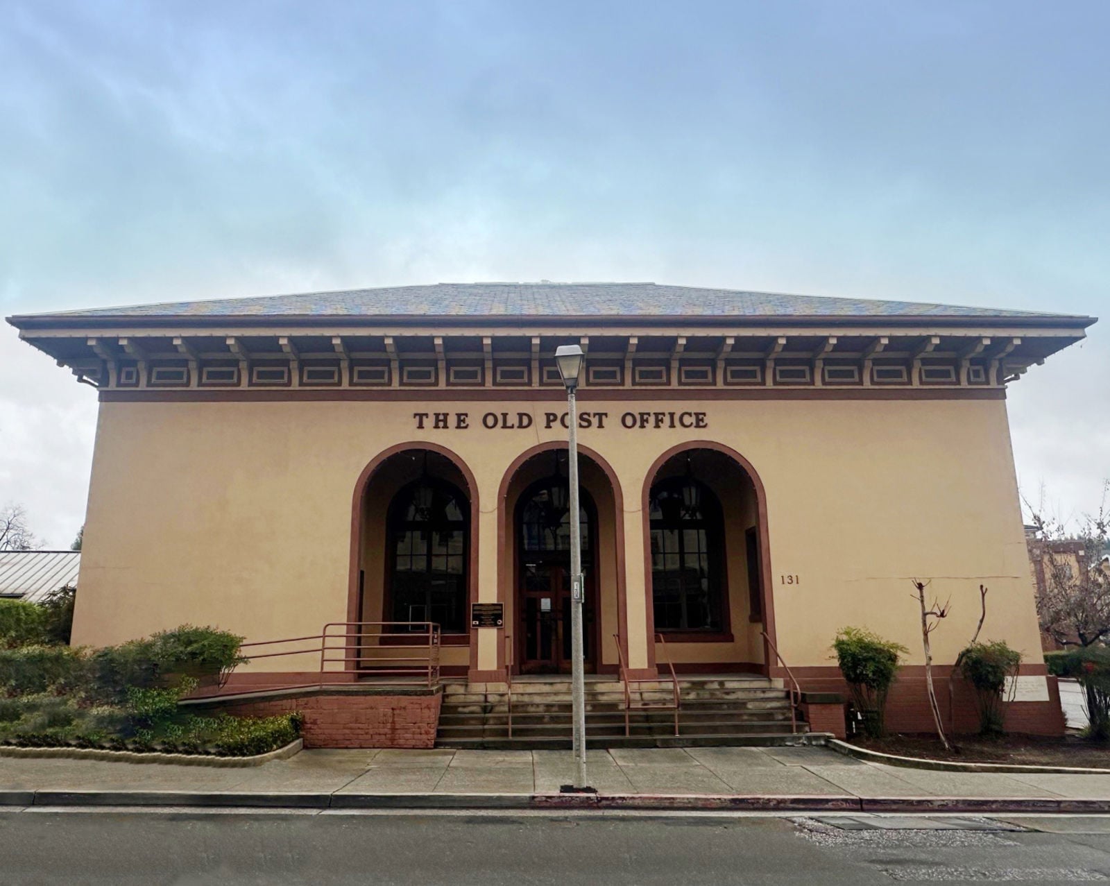 Building Front 3_noCar