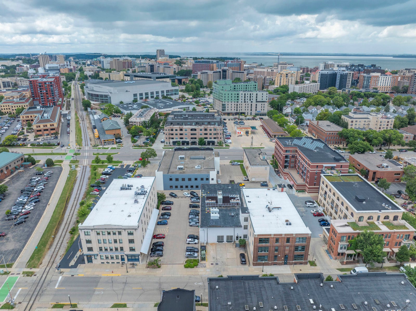 634 W Main St - Aerial