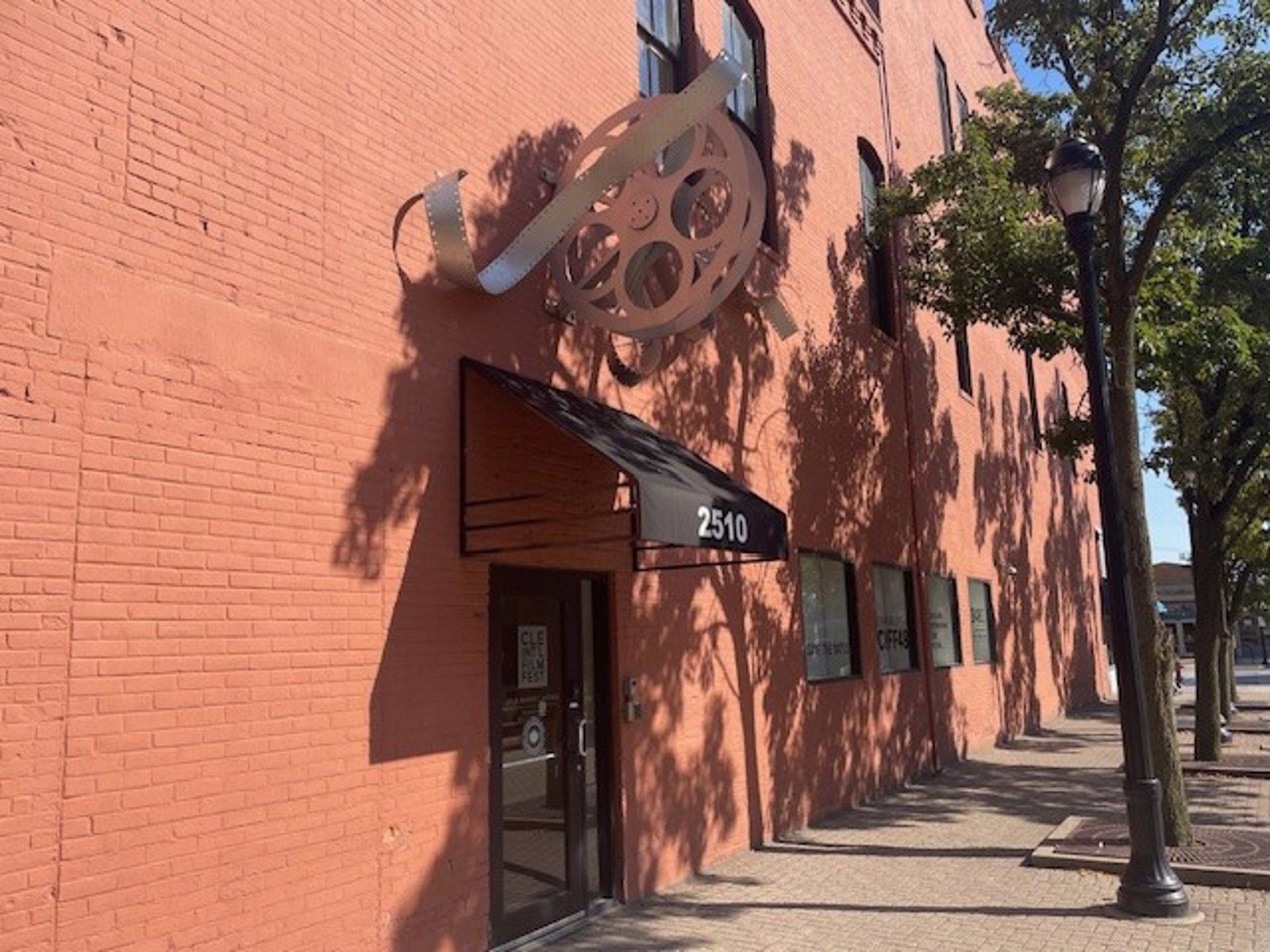 1958 W. 25th Pic (2)