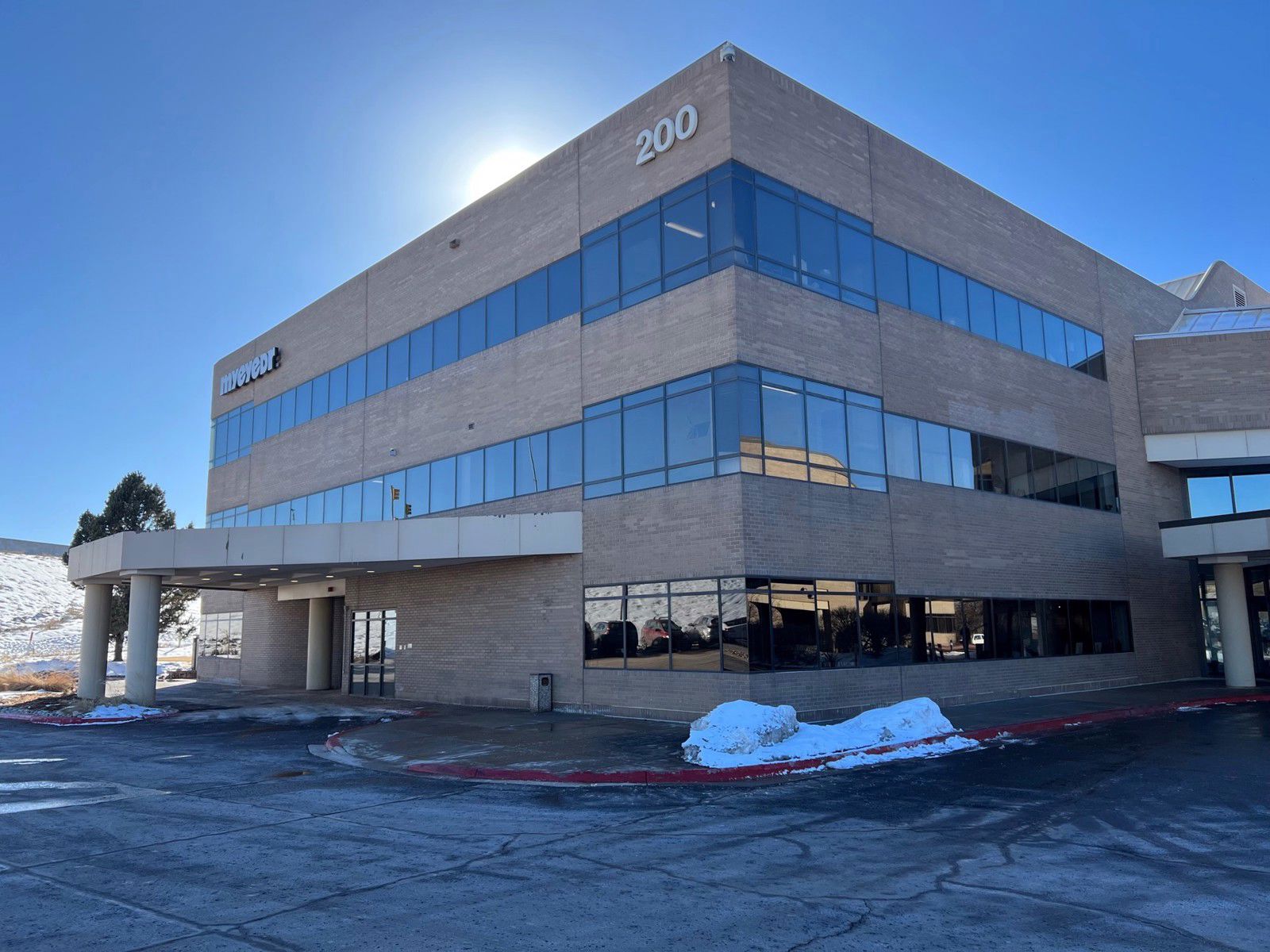 200 Building exterior