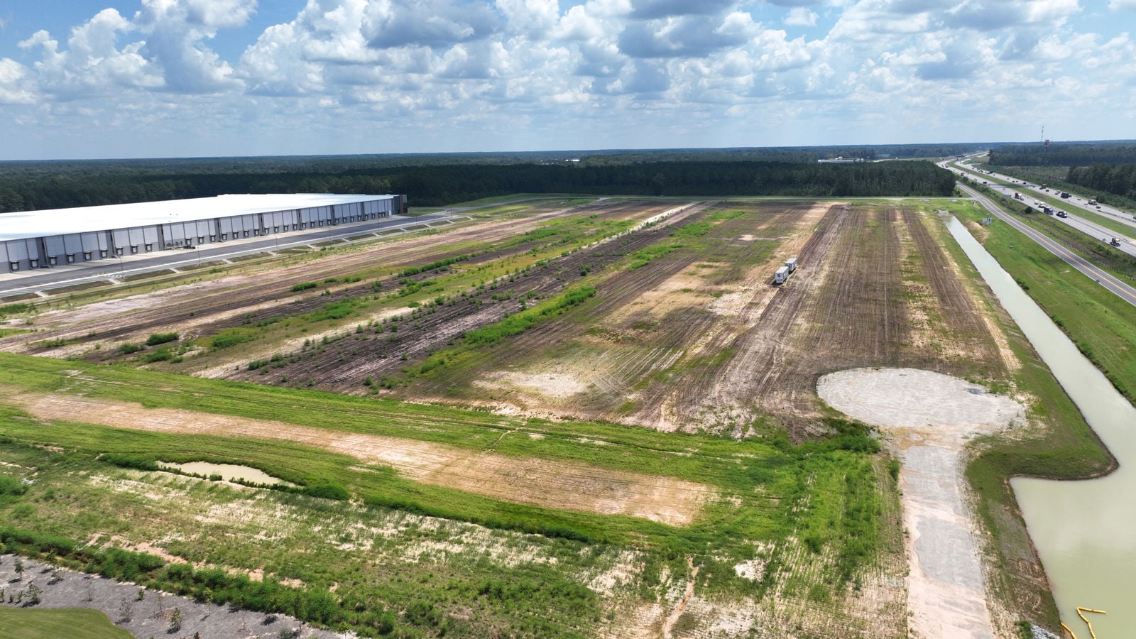 dji_fly_20240815_130428_599_1723803978845_photo