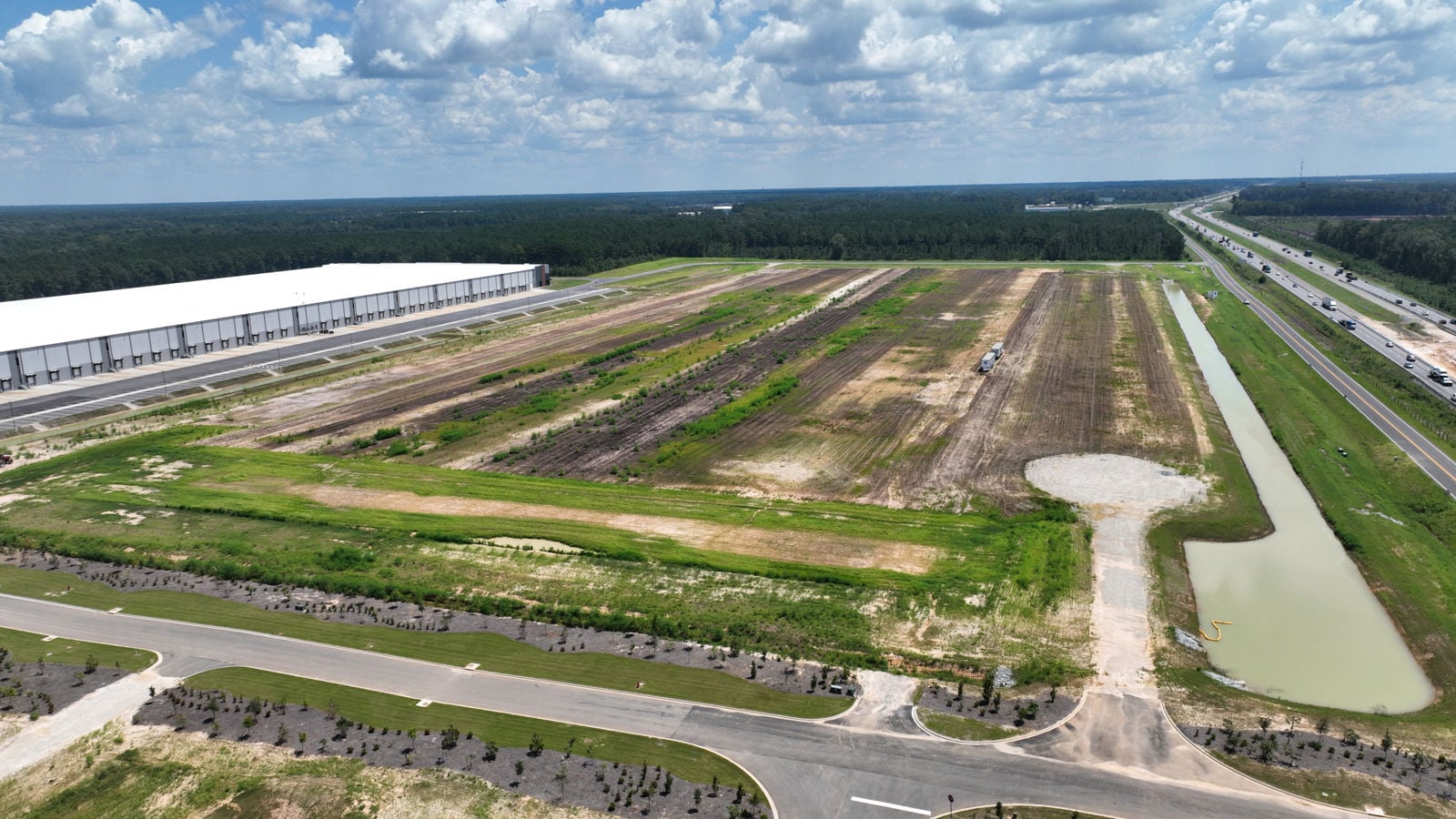 dji_fly_20240815_132628_640_1723803967023_photo